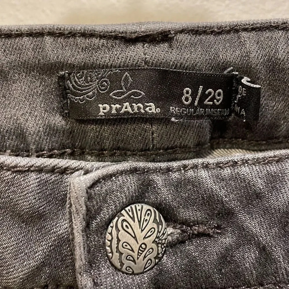 𝅺Prana woman’s dark grey straight legged jeans - Picture 4 of 14